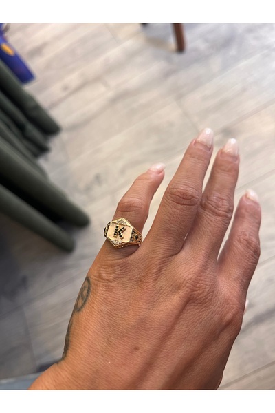 gozdeasutayaccessory خاتم على شكل حرف K