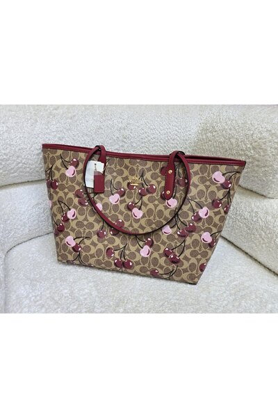 Generic Brand Luxury and Fashionable Shoulder Bag with Large Capacity and Cla...