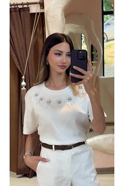 SÜSLÜ BUTİK TAŞLI T-SHİRT