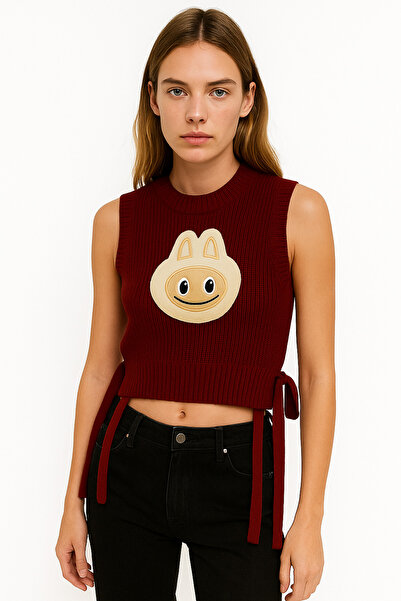 HAKKE Lamb embroidered knit poncho