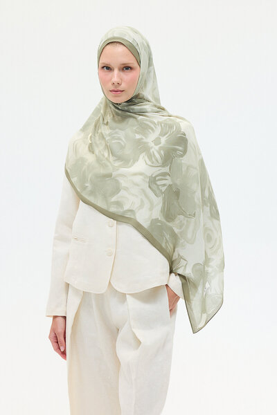 cs camellia scarf Σάλι Ράμι Λιόρα - Τσάγκλα