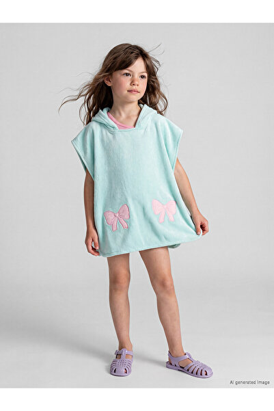 LC Waikiki Nevavm Cotton Baby Girl Poncho Towel with a Difference