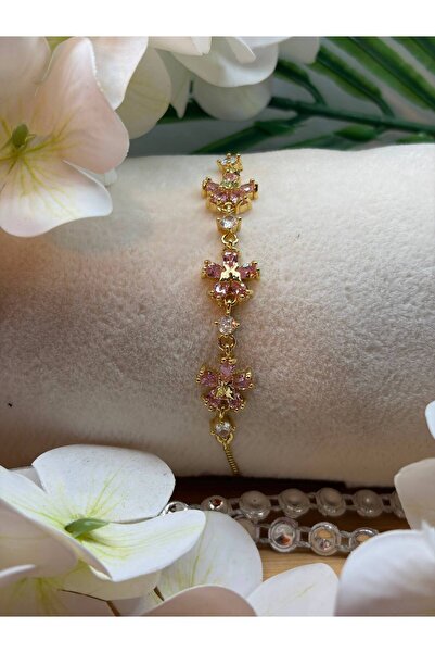 Gold Kaplama Pembe Zirkon Taşlı Çiçek Figürlü Kadın Bileklik⁠
