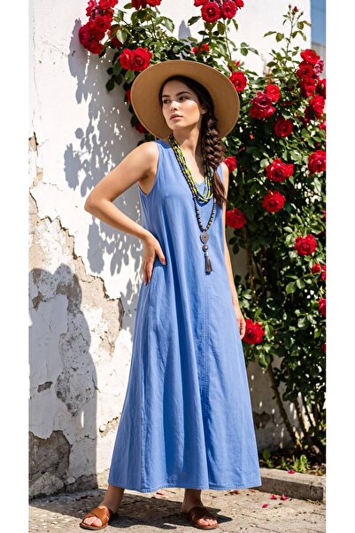 Yame Sleeveless Midi Dress with Front Stitching Detail and Pockets