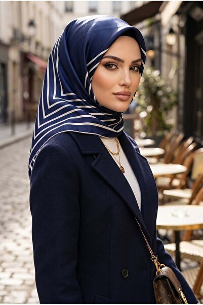 Vissona %100 Twill İpek Çizgili Desenli Lacivert - Krem Renkli 90x90 Eşarp Di...