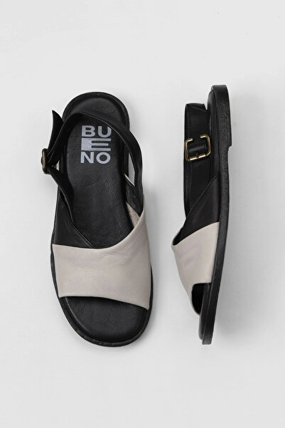Bueno Shoes Εκρού Μαύρα Δερμάτινα Γυναικεία Flat Σανδάλια 01wy2015