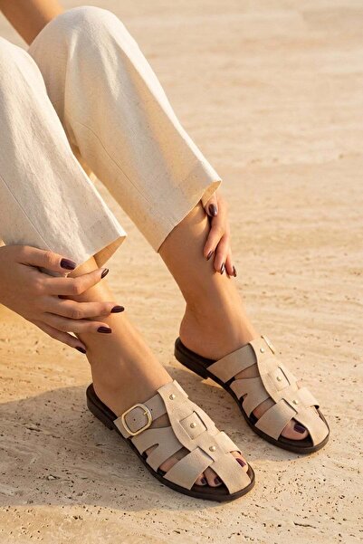 Stilbagshoes Lynda Front-Closed Women's Slippers with Trock and Buckle Detail...