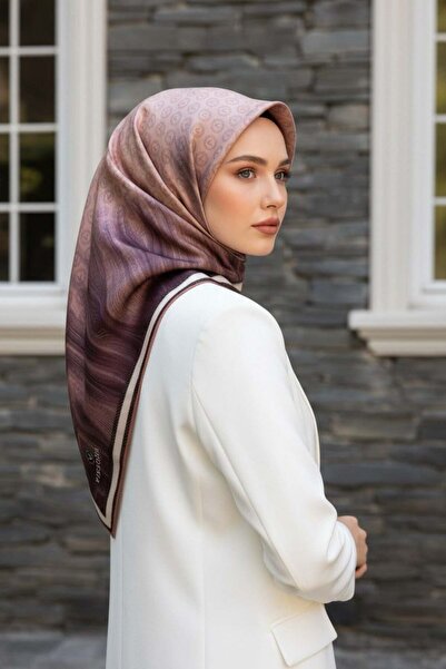Vissona 100% Twill İpek Monogram Desenli Somon Renkli 90x90 Dikim Şekli : El ...