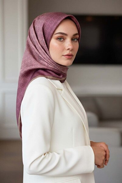 Vissona % 57 İPEK % 43 VİSKON Twill İpek Monogram Desenli Gül Kurusu Renkli 9...