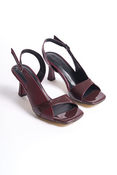 Zerenyus Klein Premium Women's Burgundy Patent Leather Detailed Heeled Sandals