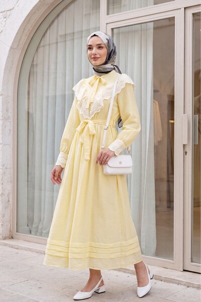 HİJABAYA Yakası Ve Beli Bağlamalı Fistolu Astarlı Krinkıl Elbise -Sarı