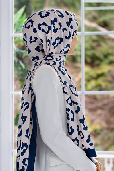 Vissona KREP LEOPAR DESENLİ LACİVERT RENKLİ 75X195 KIRIŞMAZ ŞAL