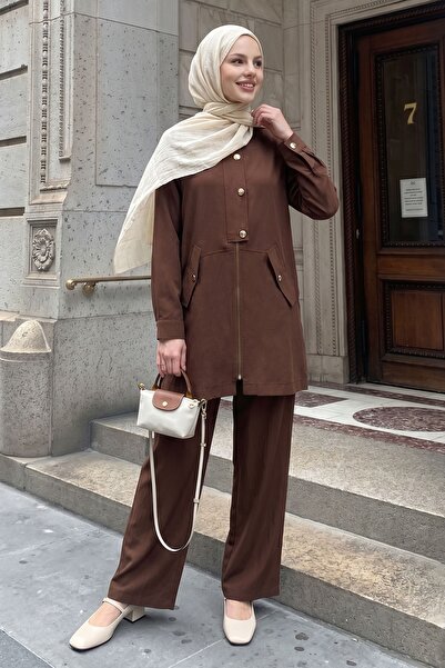 InStyle Buttoned Detail Jacketed Brown Suit