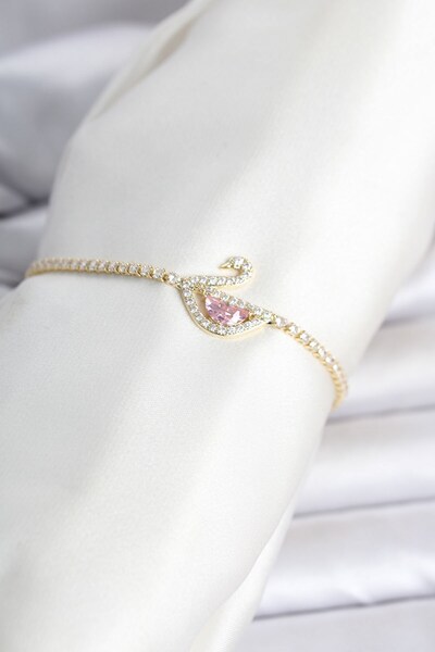 Inure Jewelry سوار نسائي من النحاس بلون ذهبي مرصع بحجر الزركون موديل سوان مود...