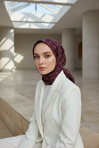 Vissona 100% حك الحرير حرف واحد فقط منقوشة النبيذ الملونة 90x90 وشاح شكل الزر...