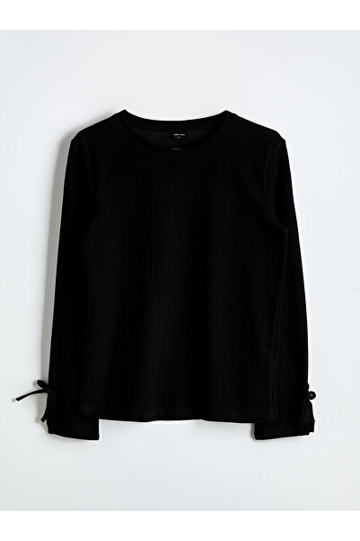 LC Waikiki Nevavm Girls' T-Shirt with Oval Collar and Bow Detail