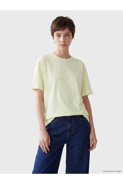 LC Waikiki Trendlucky Embroidered 100% Cotton Women's T-Shirt with a Difference