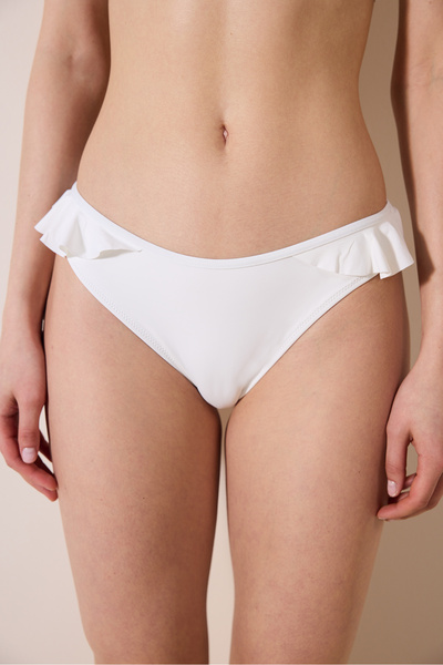 Penti Ori Fırfırlı Beyaz Bikini Altı
