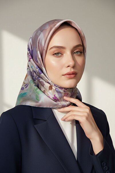Vissona %100 Twill İpek Çiçek  Desenli Lacivert Renkli 90x90 Eşarp Dikim Şekl...