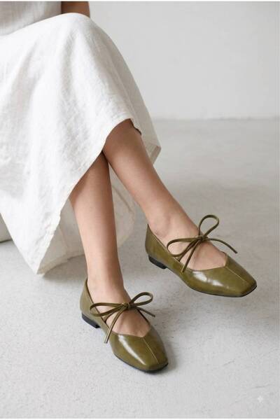 Yula Fashion Shoes Mia Kadın Kapalı Bağcık Detaylı Şık Babet