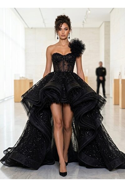 Rheme And Fons Couture siyah straplez asimetrik elbise