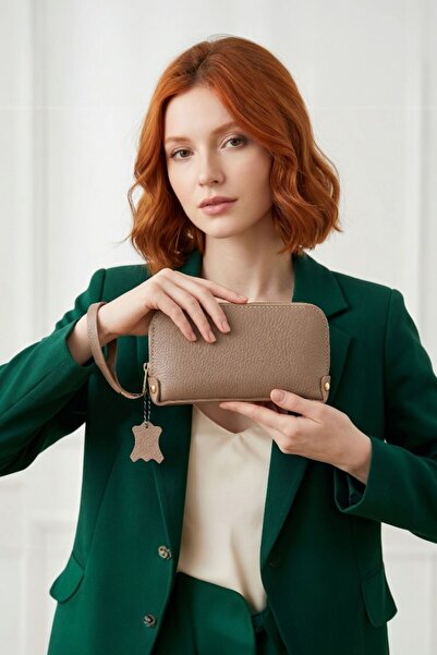 Lederax Hakiki Dana Derisi Bileklikli Pouch Çanta LD662
