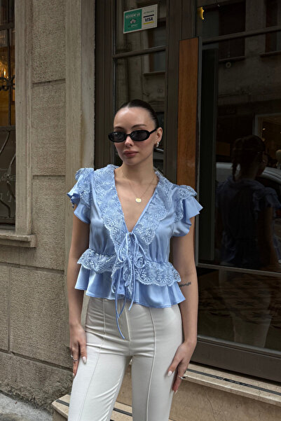 thelowely Lace Satin Blouse