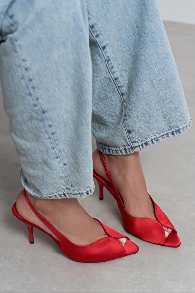 NİŞANTAŞI SHOES Γυναικεία παπούτσια Roxy Red Satin με ανοιχτή μύτη και λεπτό ...