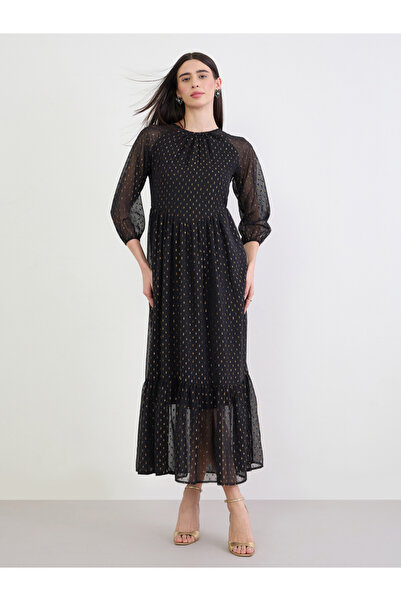 Styli Black Foil Dobby 3/4 Sleeves A-Line Maxi Dress
