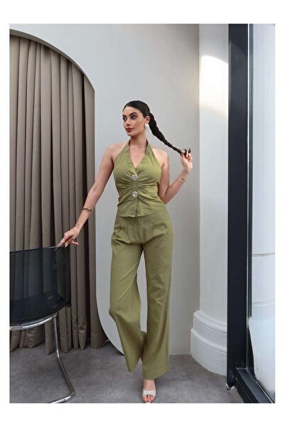 ESRAHELVACI Halter Neck Double Set with Gold Accessories