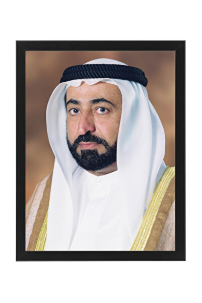 Boomah Accessories صورة رسمية للشيخ سلطان بن محمد القاسمي، حاكم الشارقة، مع إ...