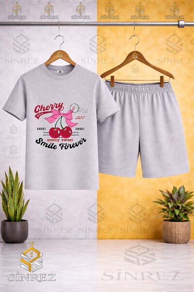 SİNREZ تي شيرت مطبوع برقبة دائرية من CHERRY SMILE FOREVER - طقم شورت