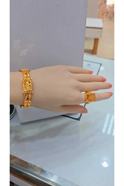 Generic Delicate Ornament Bracelet - Gold Alternative Hypoallergenic Non Tarnish