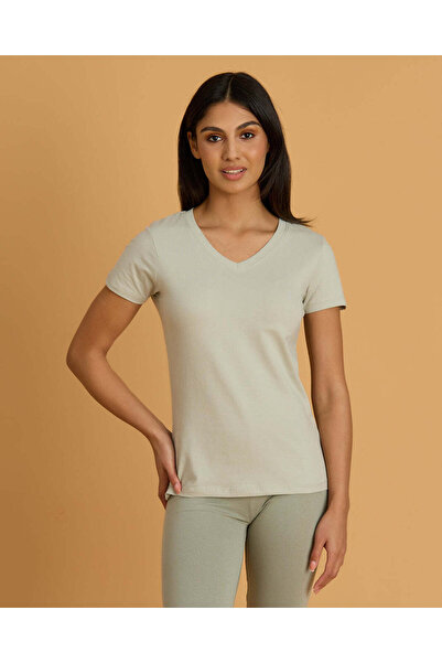 REDTAG Women Green Solid T-Shirt