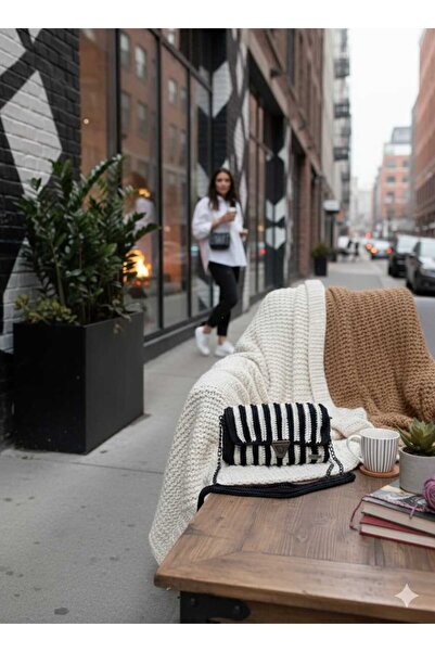 ROSE BAG حقيبة محبوكة يدوياً