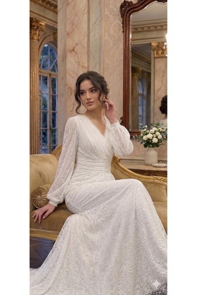 makbuleofficial Beyaz Dantel Kumaştan, Kruvaze Yaka, Söz Nişan Nikah Elbisesi