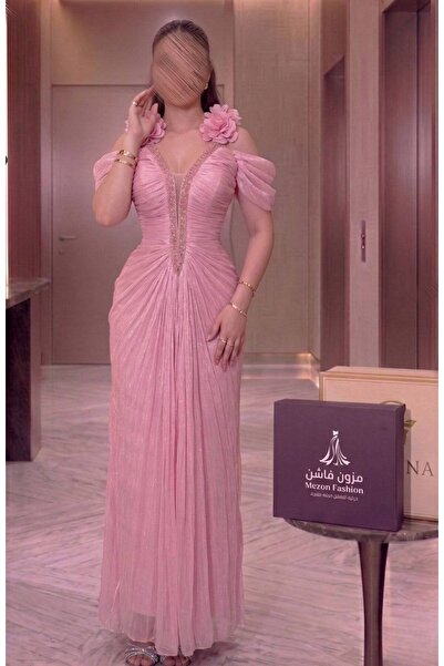 ALPHALUNA Luxury Evening Wear Dress with Ruffled Design and Hand Embroidery