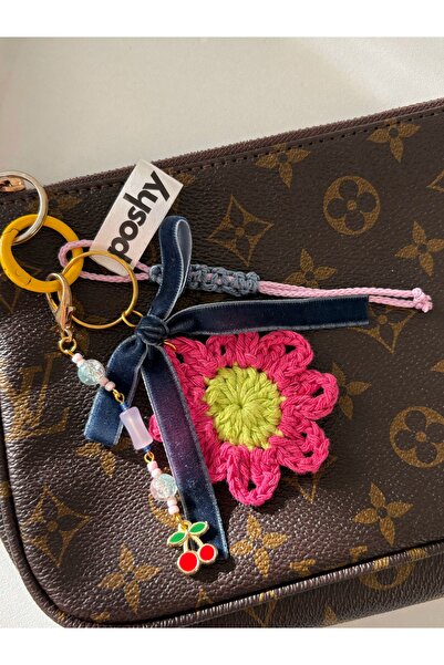 Poshy Atelier مجموعة مانيفست كوليكشن، حلية للحقيبة، زينة للسيارة، إكسسوارات، ...