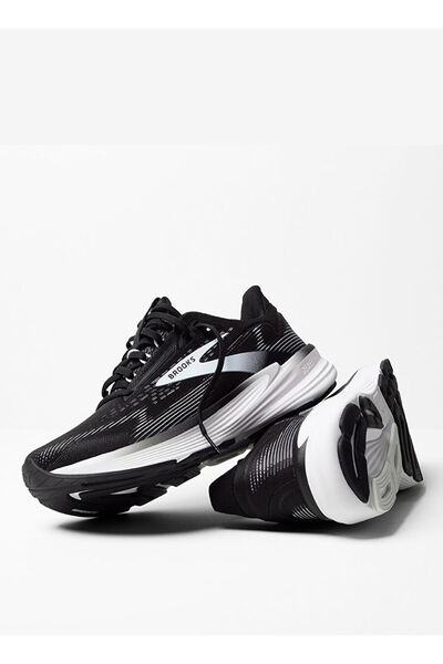 Brooks Siyah Erkek Koşu Ayakkabısı 1104681D090 Revel 8