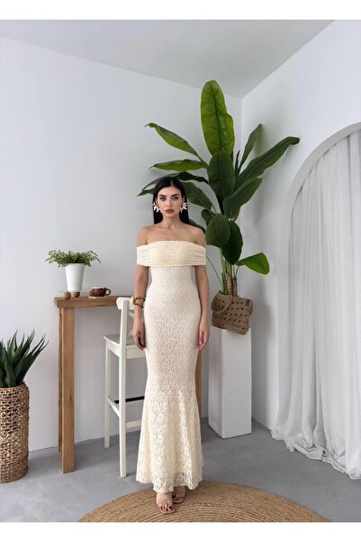 Caddebostan Moda Strapless Neckline Lace Detailed Long Evening Dress Graduati...