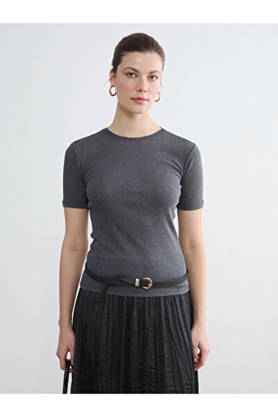 LC Waikiki Rmz Gi̇yi̇m Farkiyla Zero Roba Collar Women's Ribbed T-Shirt