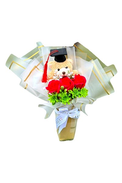 velve Buchet absolvire Graduate, ursulet de plus cu toca, trandafiri de sapun...