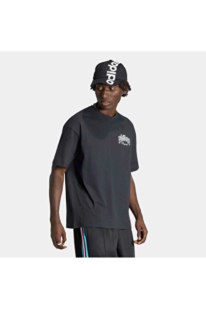 adidas تي شيرت رياضي للرجال من Sst Arch بتصميم جرافيك IA4498