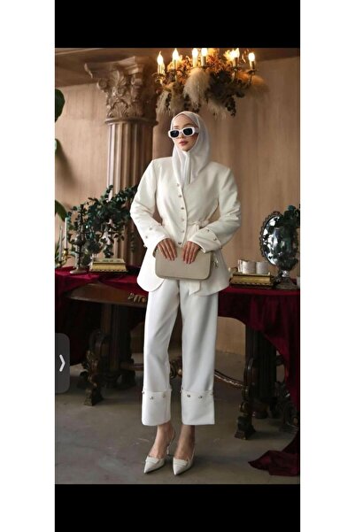ÜMB Belted Gold Detailed Jacket Suit