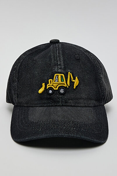 R&B Embroidered Denim Cap