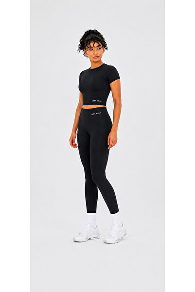 Kadın Siyah Kısa Kollu Crop Top ve Yüksek Bel Toparlayıcı Tayt Spor Takım
