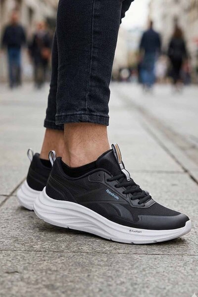 Reebok Pantofi sport pentru bărbați FuelFoam Black - Pantofi cu talpă albă pe...