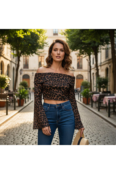 Generic Women's Leopard Print Off-The-Shoulder Bell Sleeve Crop Top