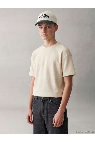 LC Waikiki Original Oval Collar Short Sleeve Boys' T-Shirt