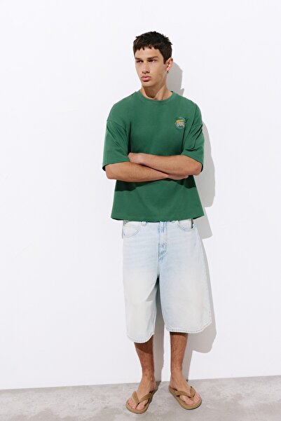 Pull & Bear Nakışlı relaxed fit tişört